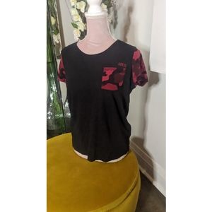 Ladies Small/S Guess Casual Top EUC